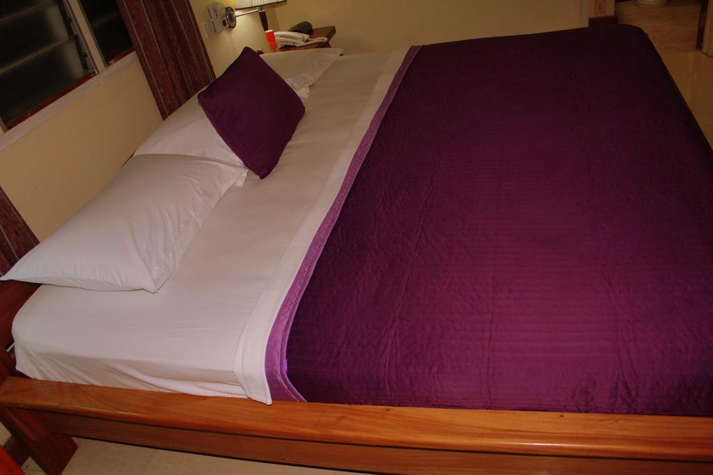 Hotel Loreto Cape Coast Exterior foto