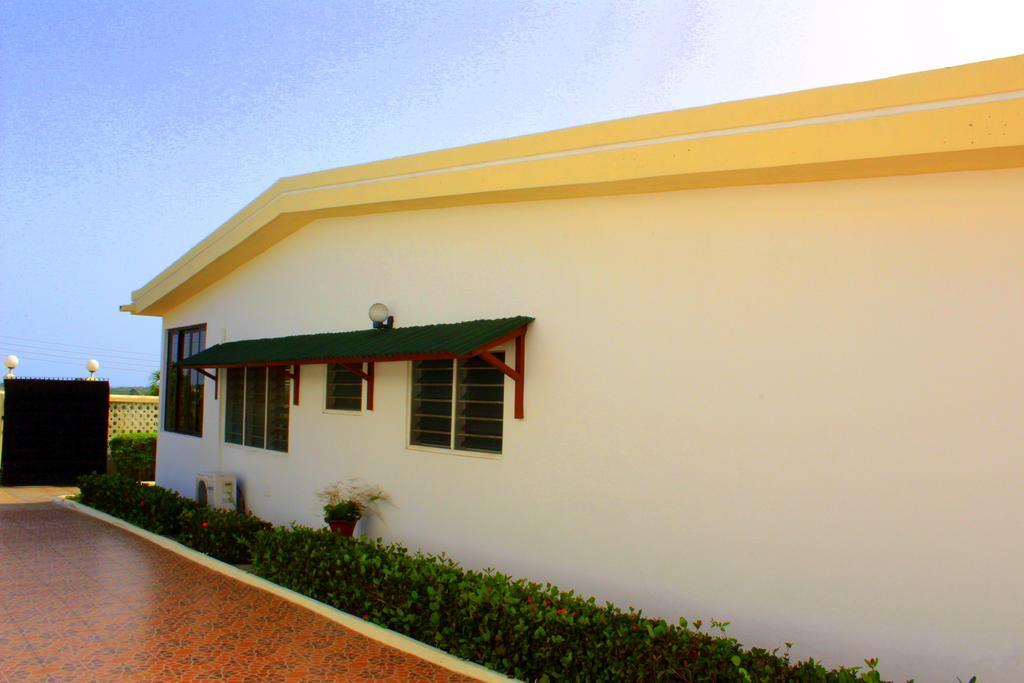 Hotel Loreto Cape Coast Exterior foto