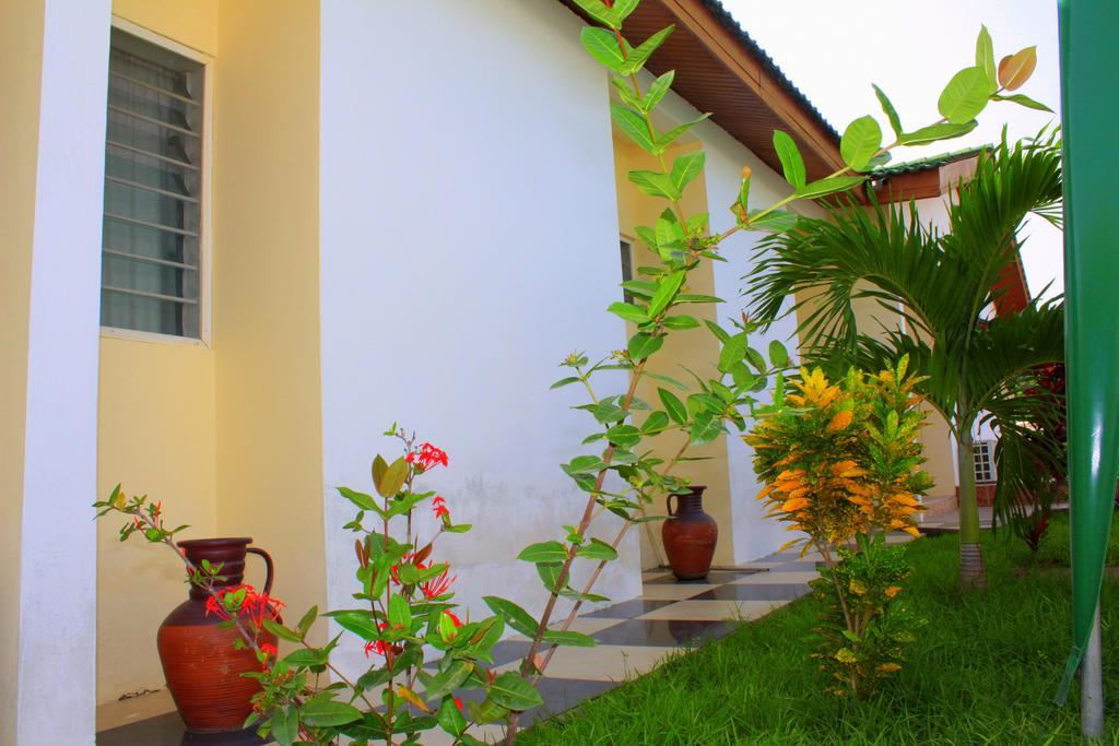 Hotel Loreto Cape Coast Exterior foto