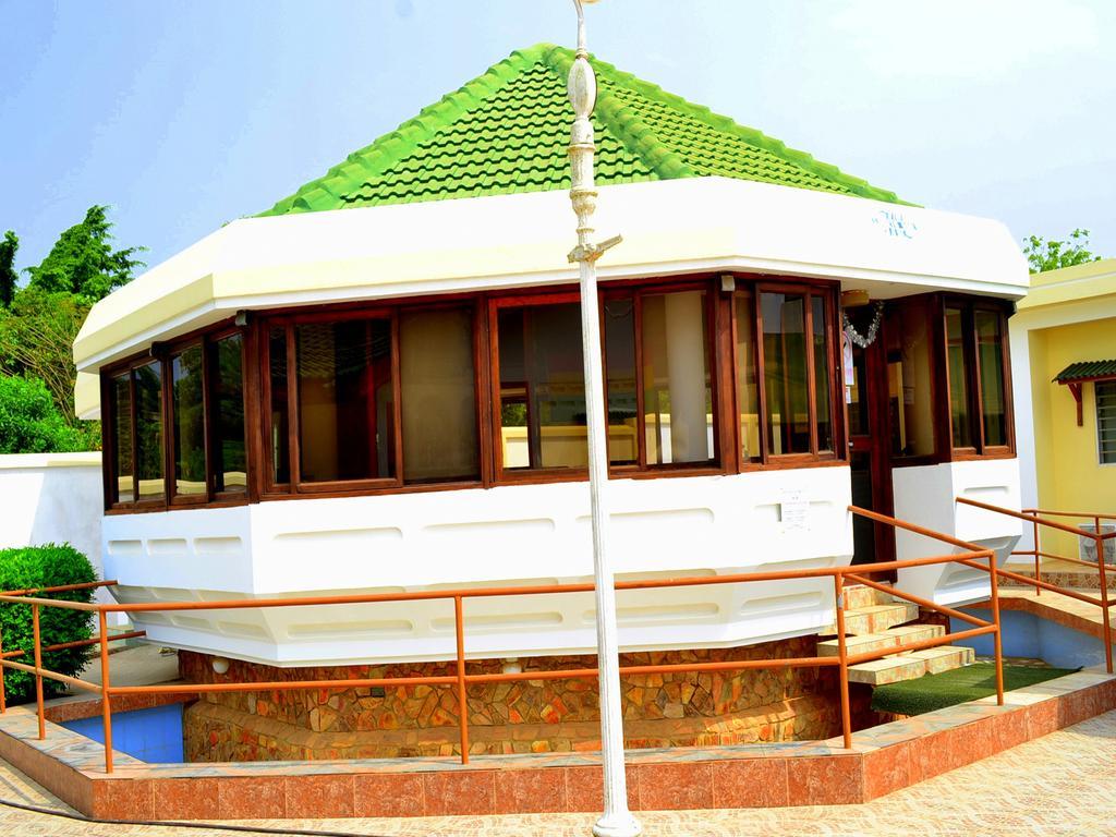 Hotel Loreto Cape Coast Exterior foto